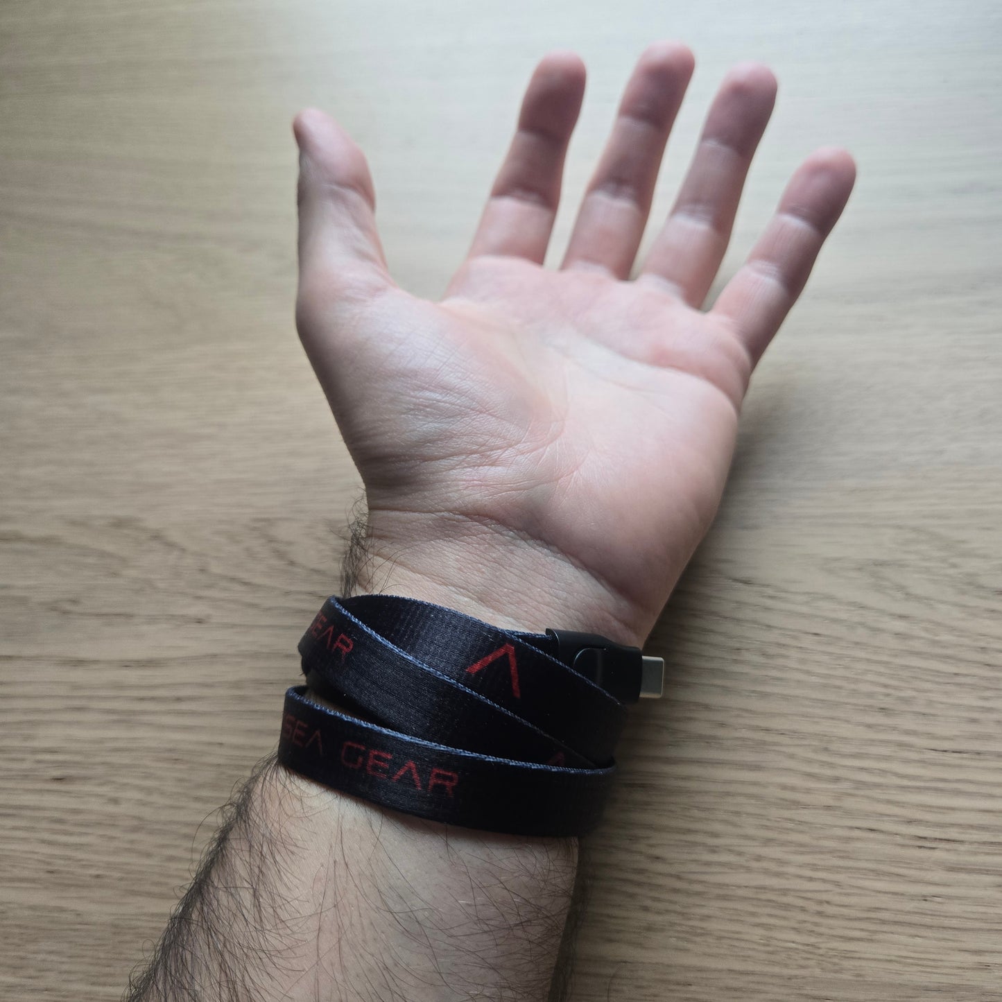ODYSEA Lanyard USB Charging Cable / Measuring Tape